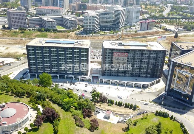 Real Estate in a Complex with Rich Facilities in Kucukcekmece 1