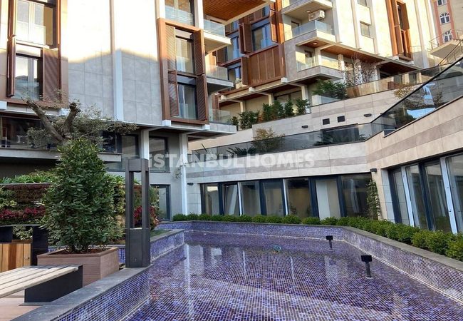 Appartements Privilégiés En Complexe Avec Piscine À Istanbul 3