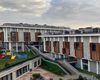 Appartements Privilégiés En Complexe Avec Piscine À Istanbul