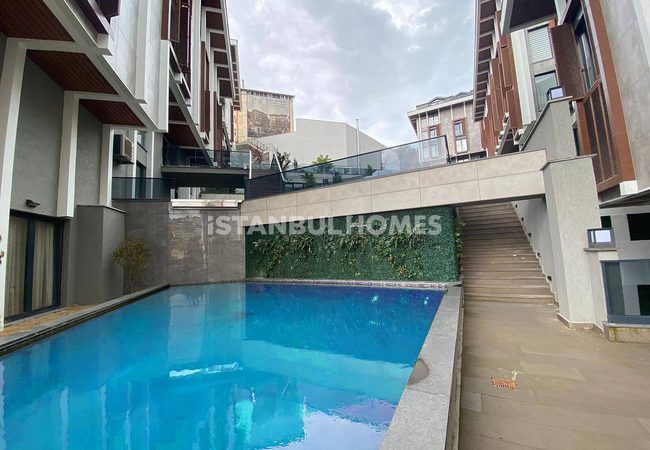 Appartements Privilégiés En Complexe Avec Piscine À Istanbul 6