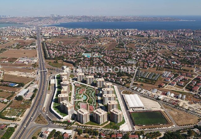 Büyükçekmece Apartments Within Walking Distance of the Sea 5