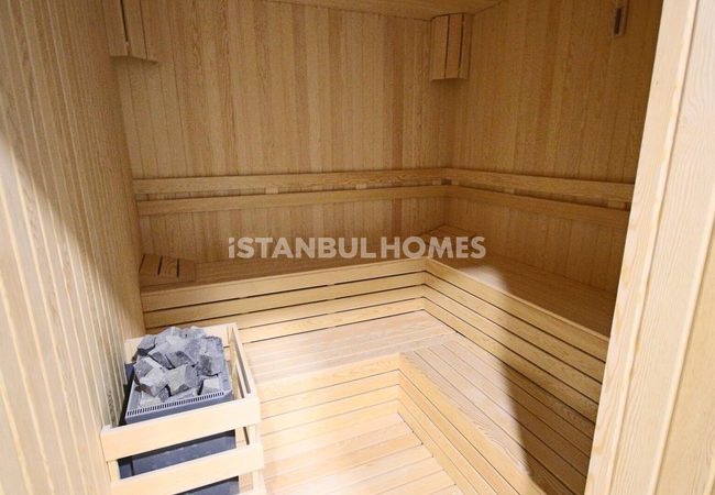 Kadıköy'de Zengin Sosyal Alanlı Sitede Denize Yakın Daireler 6