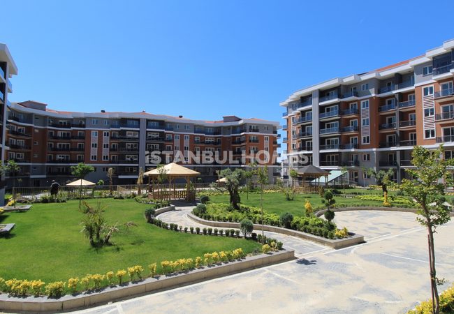 Immobilien In Einer Anlage Mit Pools In Istanbul Silivri 5