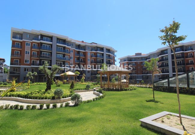 Immobilien In Einer Anlage Mit Pools In Istanbul Silivri 8