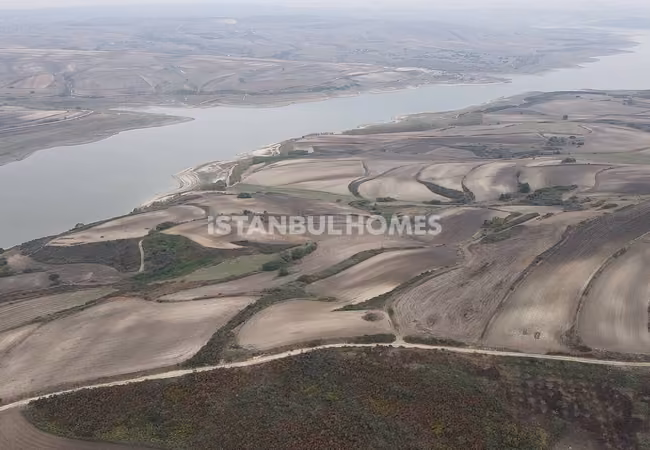 Lands for Investment Close to the Airport in Istanbul 1