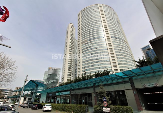 Apartment in a Complex with Rich Facilities in ümraniye 4