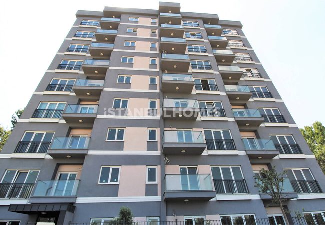 Immobilier Moderne Vue Forêt Et Ville À Kagithane 1