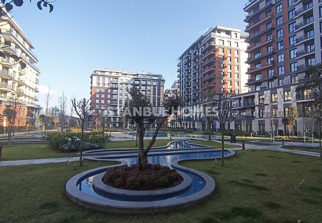 萨利耶综合楼市景公寓 6