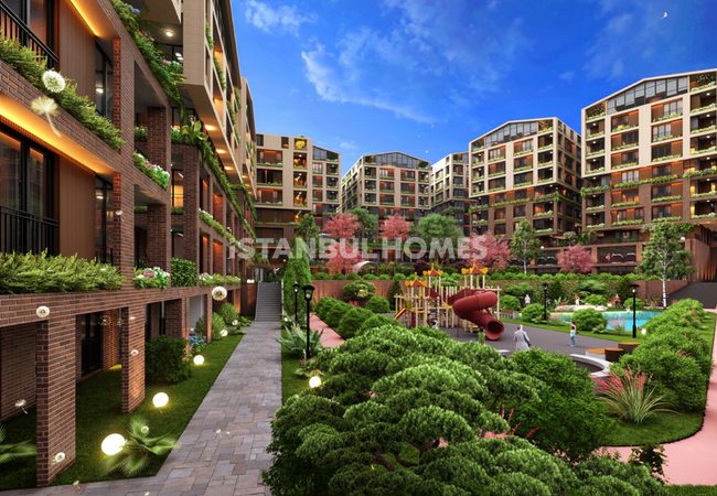 Real Estate with Bosphorus Views in a Secure Complex in Uskudar 1