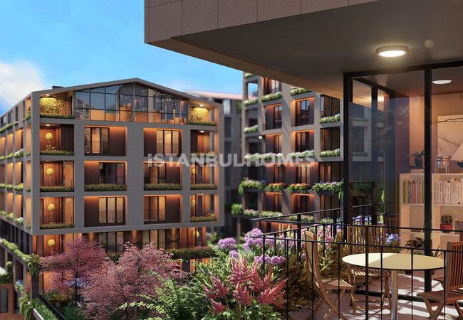 Real Estate with Bosphorus Views in a Secure Complex in Uskudar 4