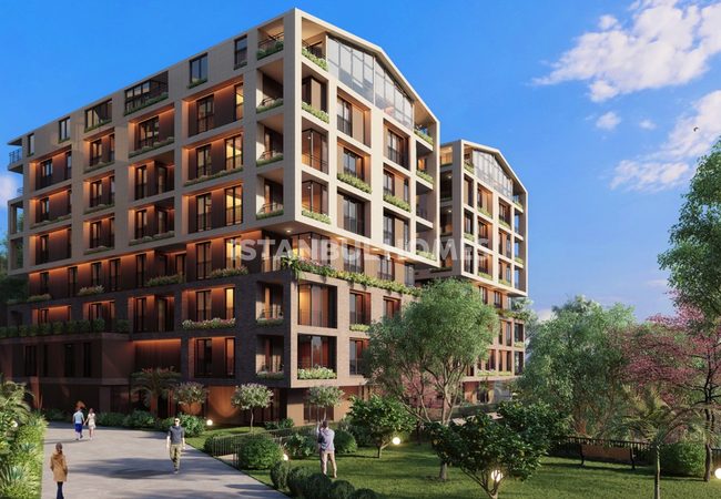 Real Estate with Bosphorus Views in a Secure Complex in Uskudar 5