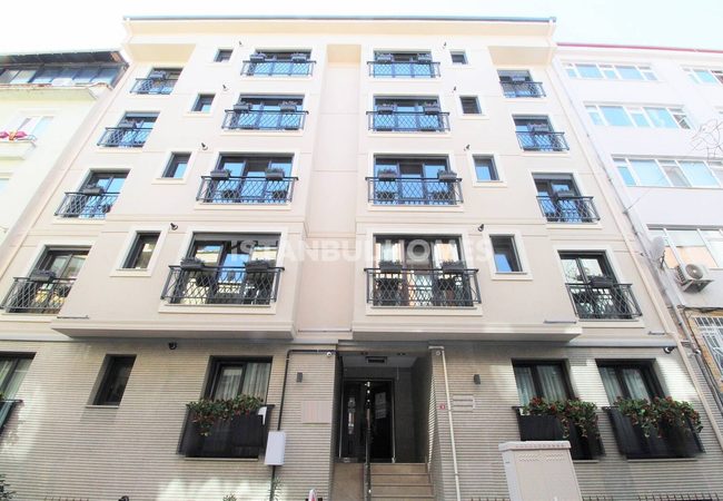 Готовые квартиры в Бейоглу, Стамбул, с ситемой