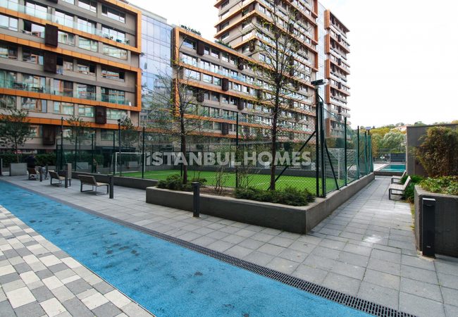 İstanbul Zeytinburnu'nda Prestijli Sitede Kullanışlı Daire 5