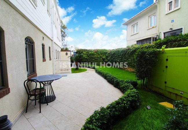Bosphorus View Apartments in Building in Istanbul Sariyer 7