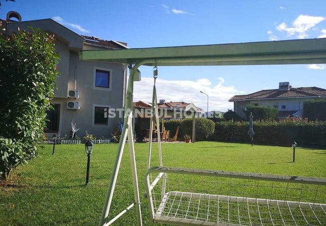 Maison Dans Un Projet Avec Piscines À Sariyer Istanbul 2