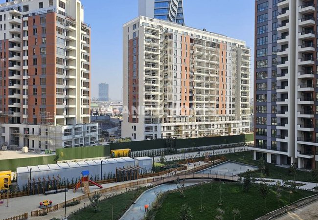 Wohnungen In Einem Sicheren Pool Komplex In Kartal Istanbul 2