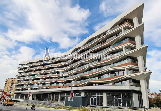 فروشگاه های بزرگ با ارزش تجاری بالا در بی اوغلو، استانبول 1
