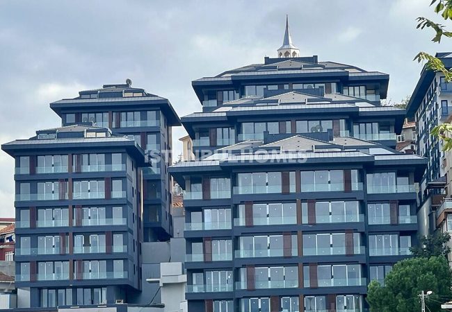 Modern Flats at Central Location in Istanbul Uskudar 3