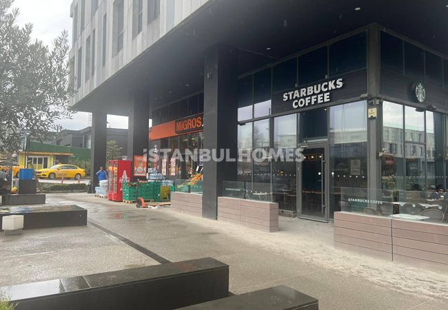 Gewerbeimmobilie In Einem Luxuskomplex In Istanbul, Bagcilar 1