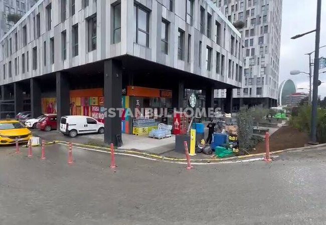Gewerbeimmobilie In Einem Luxuskomplex In Istanbul, Bagcilar 2