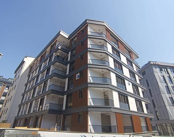Просторная недвижимость рядом с метробусом в Бешикташе 1