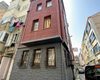 Whole Building with an Elevator and 6 Flats in Fatih 3