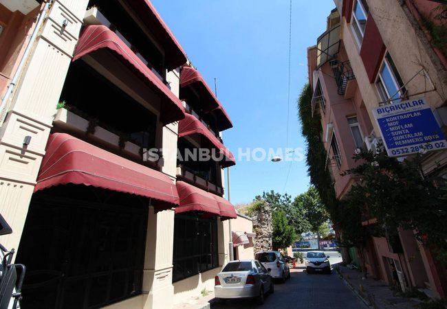 Fatih Balat'ta Taşınmaya Hazır Deniz Manzaralı Kafe 3