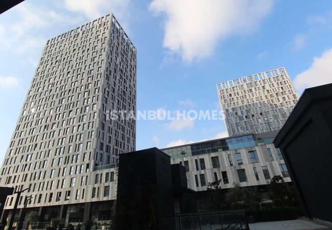 Propriété Sur La Route De Basin Ekspres À Bagcilar Istanbul 1
