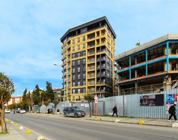 Ready-to-move Apartments in a Complex Near Main Road in Istanbul 2