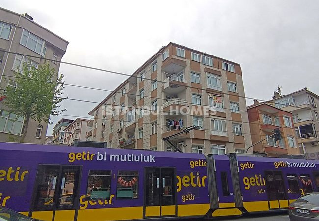 Квартира С 2 Спальнями Рядом С Удобствами В Районе Гюнгорен Стамбул 1