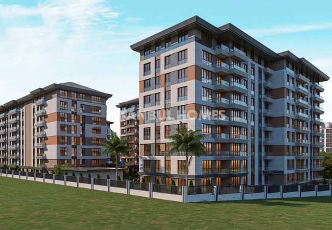 İstanbul Küçükçekmece'de Havuzlu Sitede Satılık Daireler 3