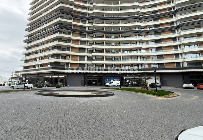 Wohnung In Einem Reich Ausgestatteten Komplex In Buyukcekmece 7