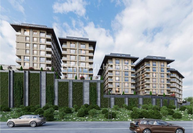 Üsküdar'da Zengin Olanaklara Sahip Sitede Daireler