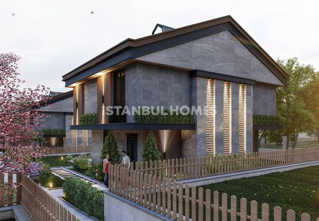 Luxurious Nature-view Houses with Pools in Beylikdüzü İstanbul