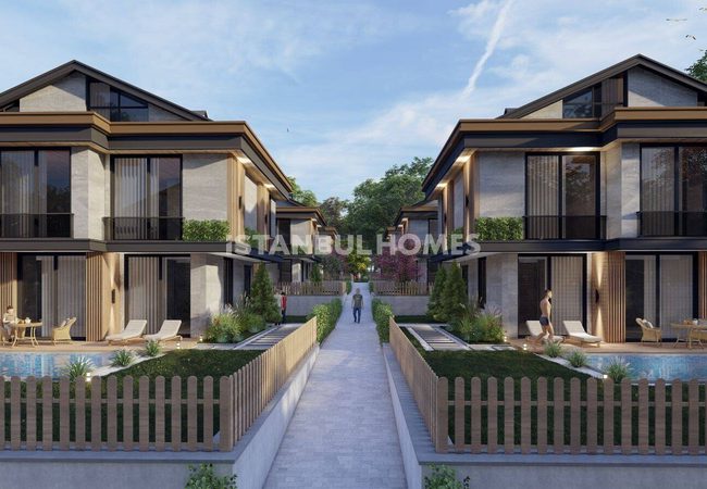 Luxurious Nature-view Houses with Pools in Beylikdüzü İstanbul 3