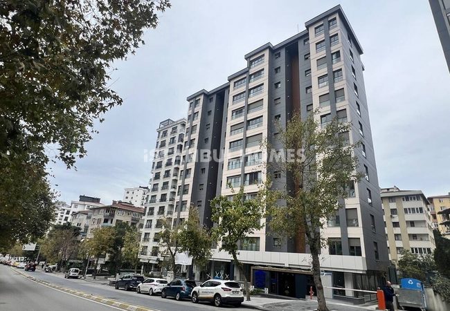 Flats with Sea Views Close to the Metro in Kadıköy 1