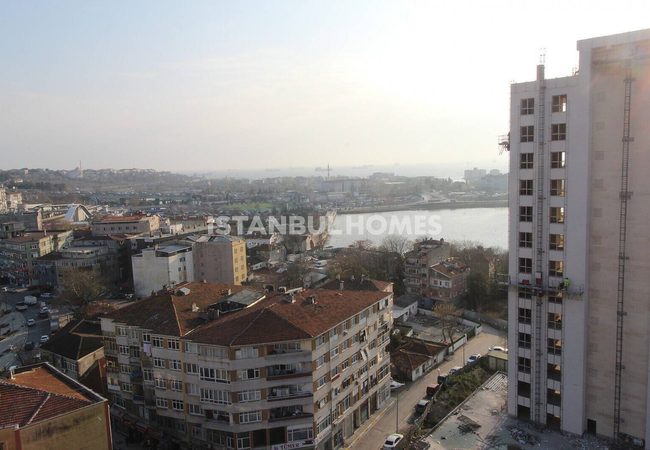 Flats Near Transporation Options in Kucukcekmece 1