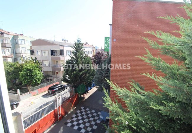 1-schlafzimmer-immobilien 1 Km Zum Meer In Fatih Silivrikapı 2
