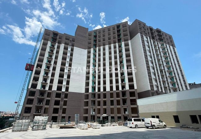 İstanbul Gaziosmanpaşa'da Modern Site İçinde Daireler 1