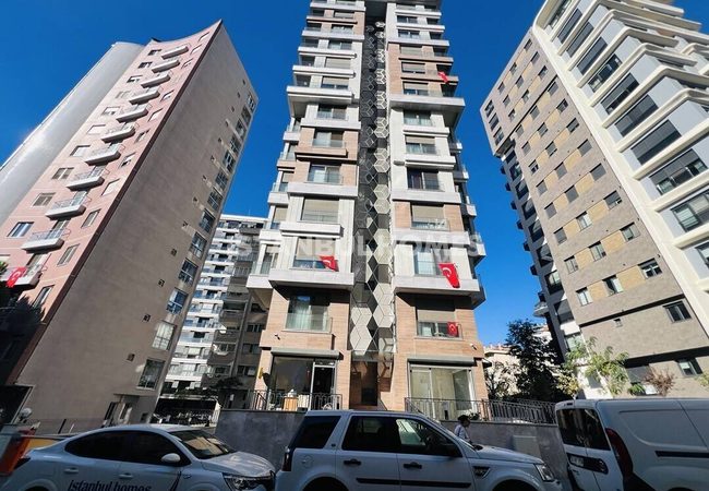 Kadıköy İstanbul'da Sahil ve Metroya Yakın Daireler 1