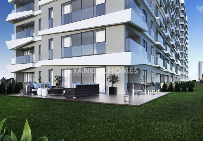 شقق بتصميم أنيق في مجمع سكني مع مسبح في باغجيلار، إسطنبول 7
