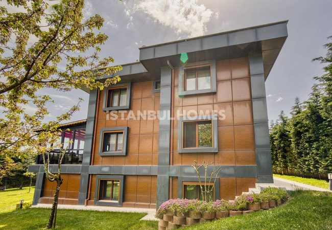 İstanbul Büyükçekmece'de Marina Yakınında Havuzlu Geniş Villa 7