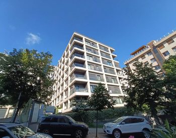Квартира на первом этаже на продажу в Бешикташе, Стамбул 1