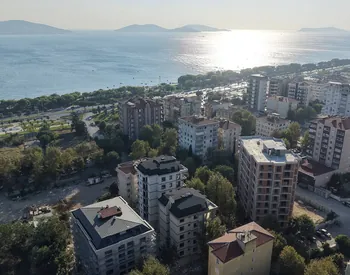 İstanbul Kartal’da Deniz Manzaralı Şık Dubleks Daireler