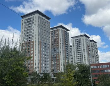 Apartment with Indoor Pool in Istanbul Gaziosmanpasa
