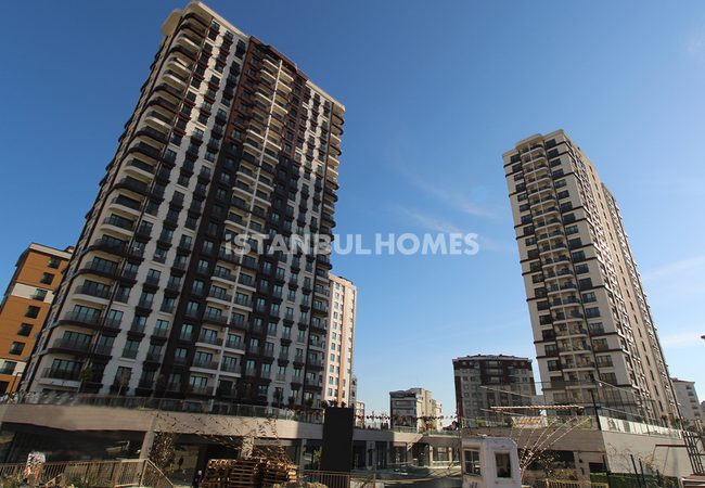 Title Deed Ready Commercial Properties in İstanbul Bağcılar 6