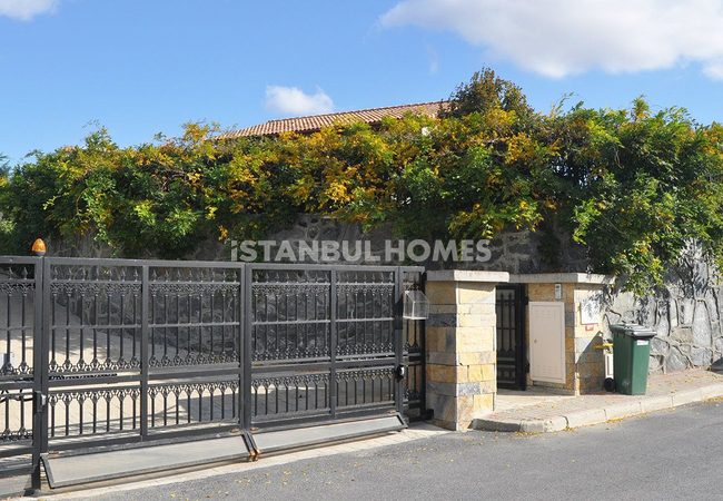Maisons Plain-pied À Istanbul Entourées Par La Nature 13