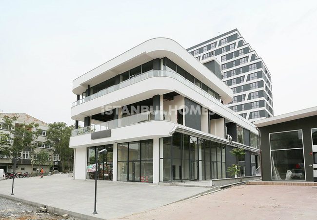 Trendy Real Estate for a Professional Life in Kucukcekmece 4
