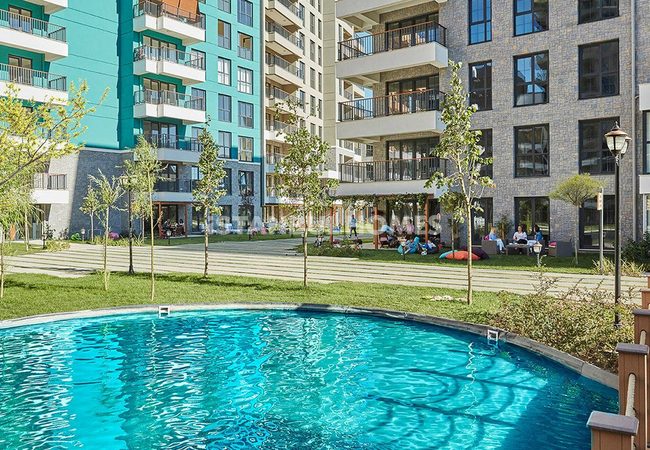 Sancaktepe'de Geniş Teras ve Balkonlu Ferah Daireler 1