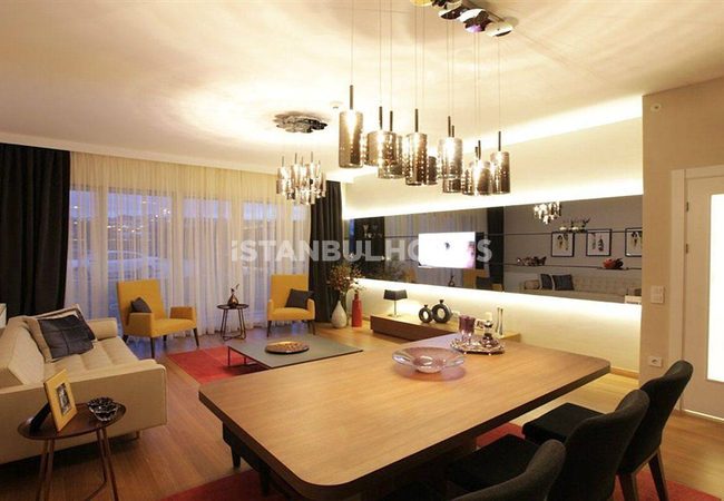 Luxurious Apartments in Istanbul Bahcesehir with Lake View 22